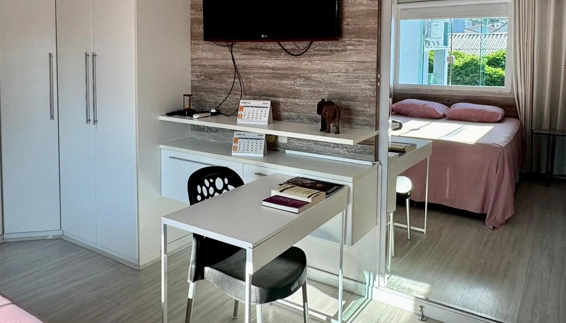 Suite Completa Com Tv, Ar Quente Frio E Sacada Em Casa Com Jardim Florianópolis 0*,  Brazylia