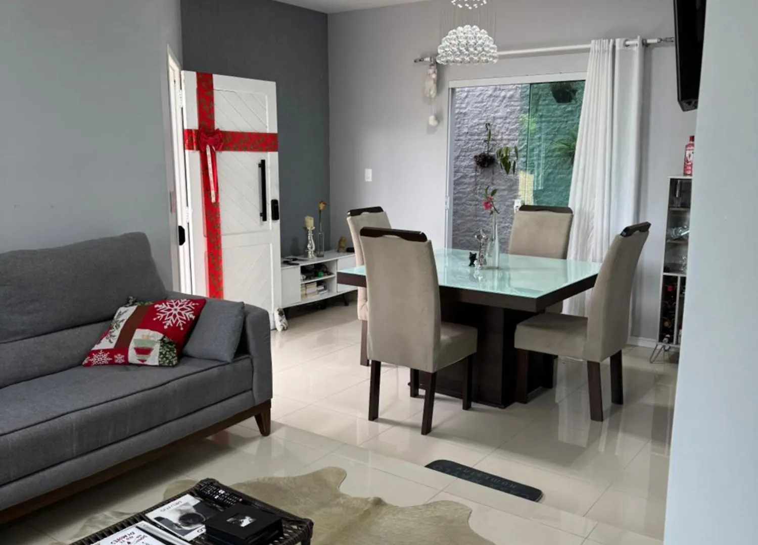 Suite Capoeiras Com Tv, Ar Quente-Frio E Sacada Em Casa Com Jardim Habitación en casa particular
